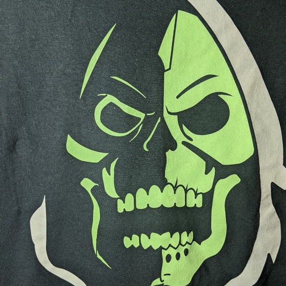 NWT Glowing Skeletor T Shirt Men's Medium - Picture 7 of 9